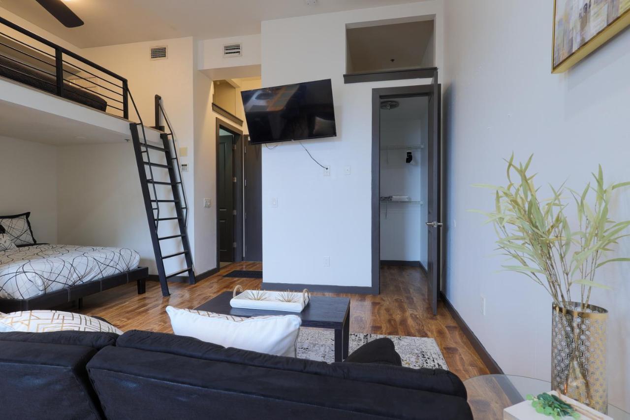 Old West Studio Lofts West تامبا المظهر الخارجي الصورة