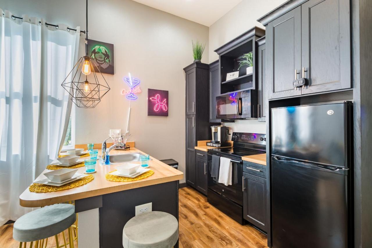 Old West Studio Lofts West تامبا المظهر الخارجي الصورة