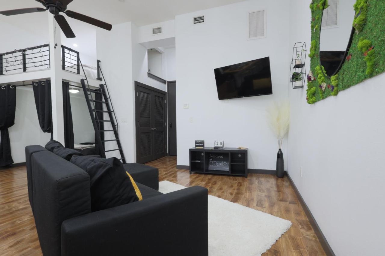 Old West Studio Lofts West تامبا المظهر الخارجي الصورة