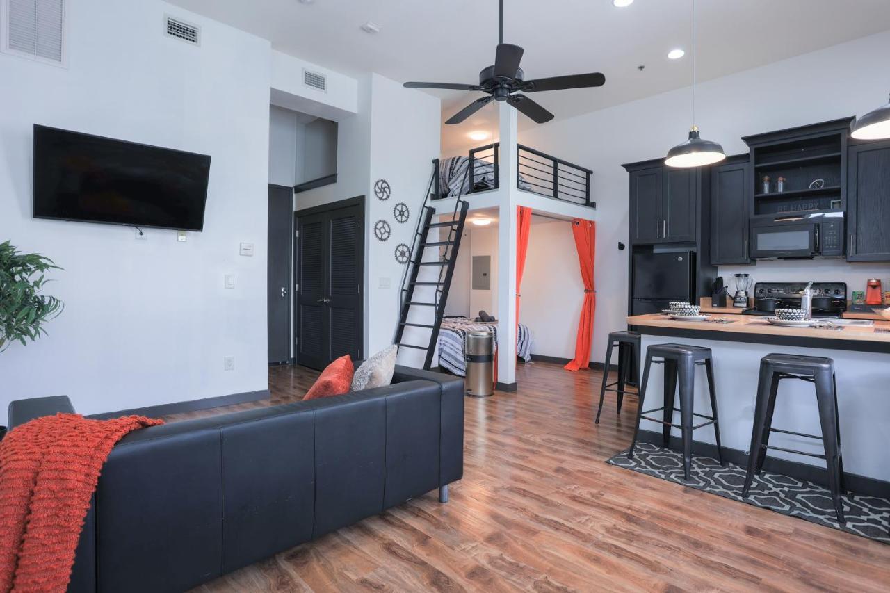 Old West Studio Lofts West تامبا المظهر الخارجي الصورة