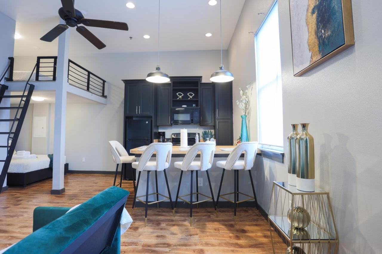 Old West Studio Lofts West تامبا المظهر الخارجي الصورة